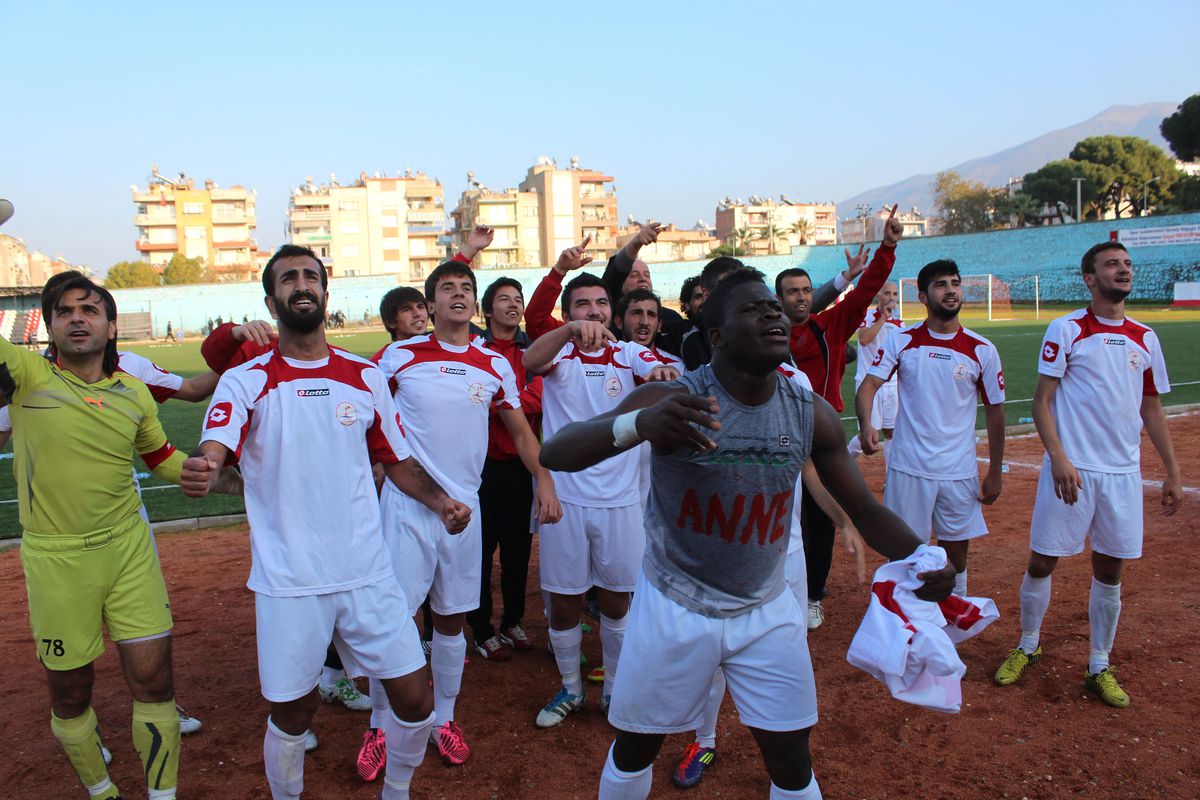 İzmir Derbisinde Gülen Taraf İl Özel İdarespor Oldu