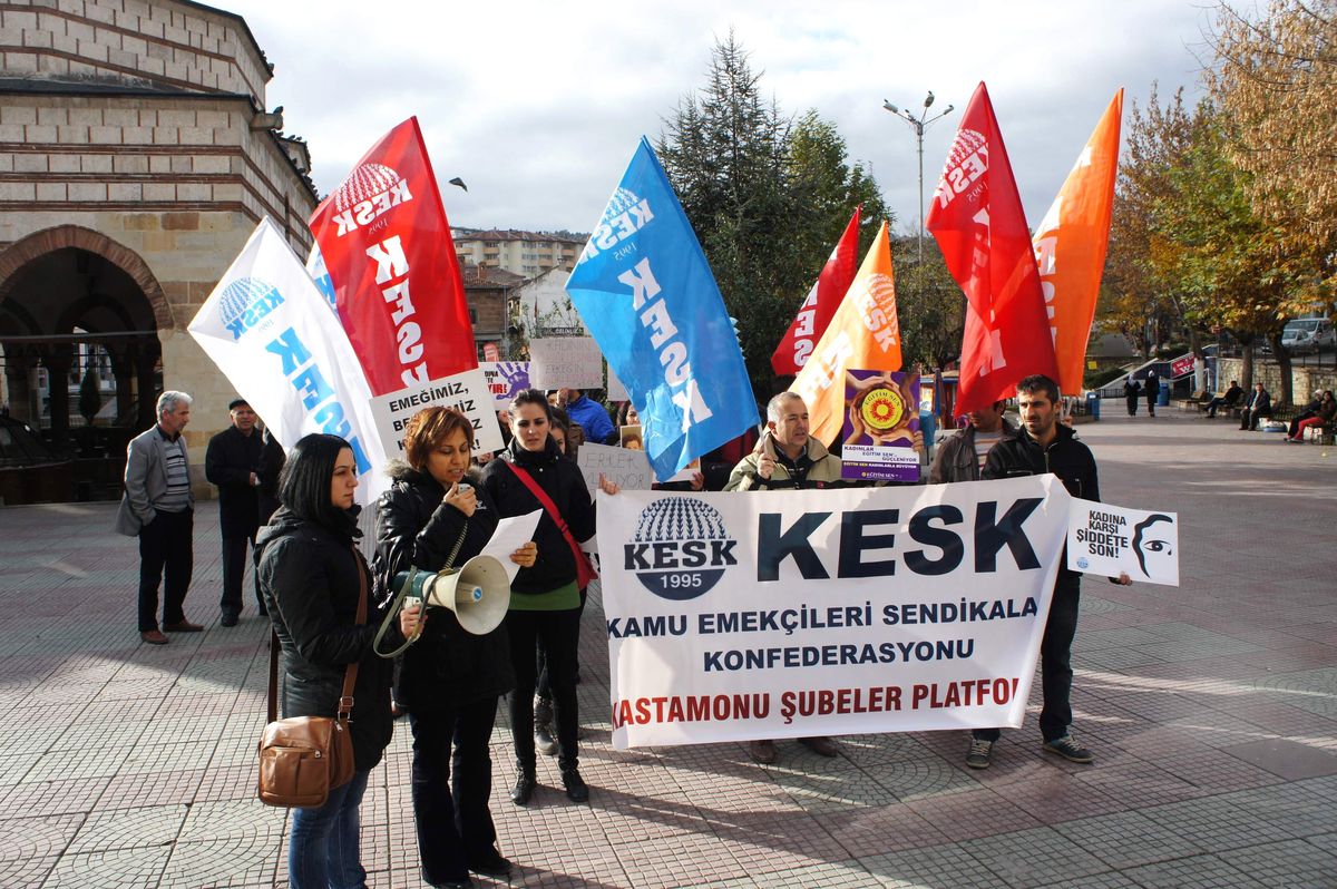 Kesk Üyeleri Kadına Yönelik Şiddeti Protesto Etti