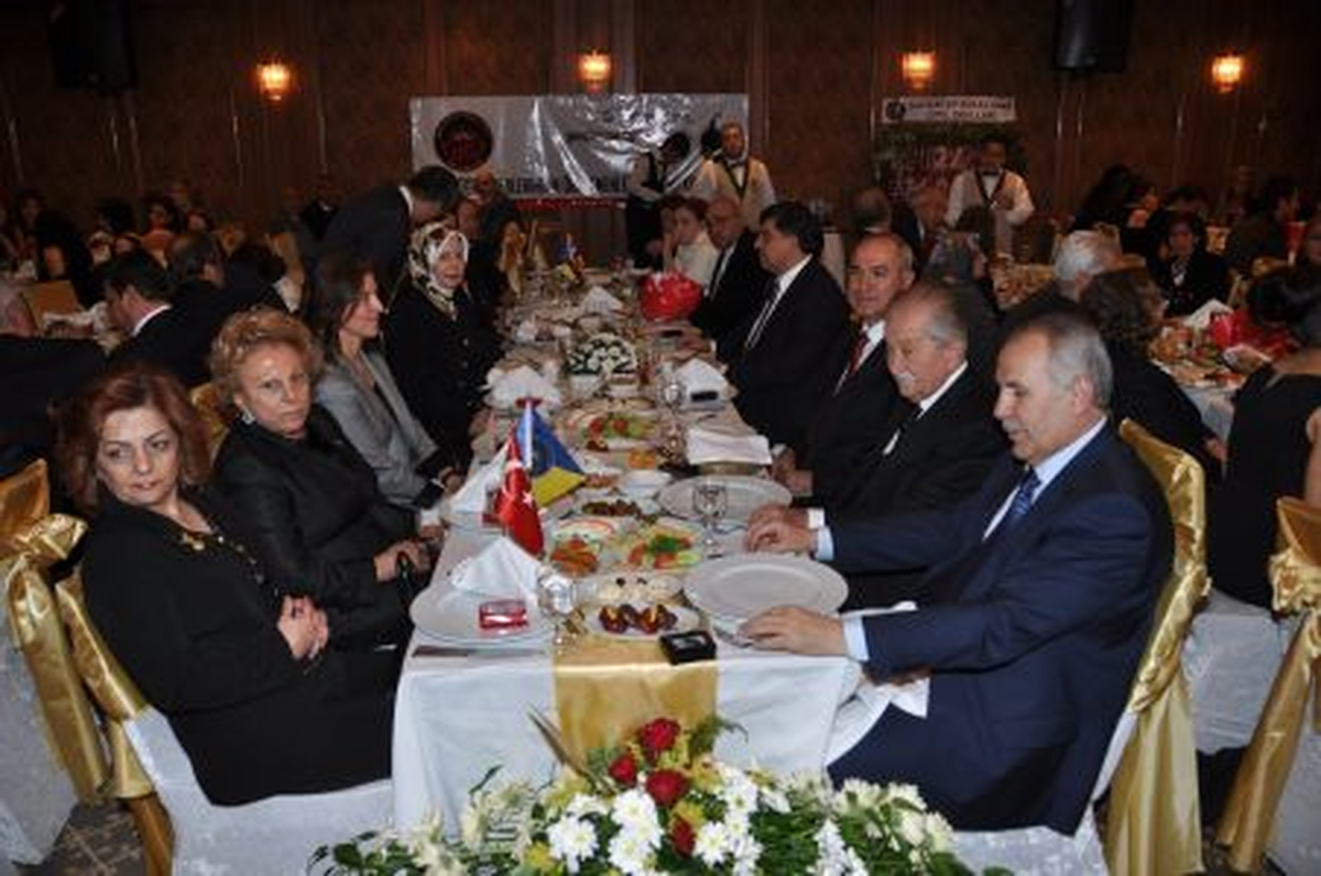 Nüket Ersoy\'dan Öğretmenlere Altın Öğütler
