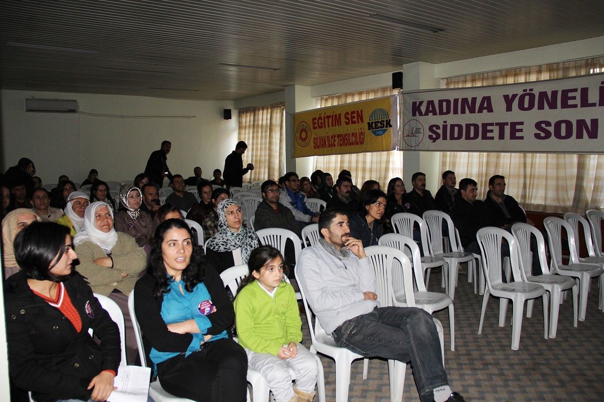 Silvan\'da Kadın Şiddetine Son Paneli