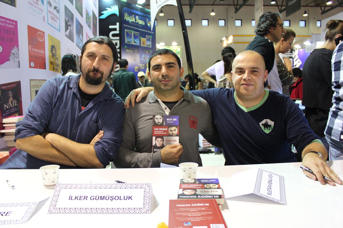 Üç Kafadar Radyocudan Bir Kitap