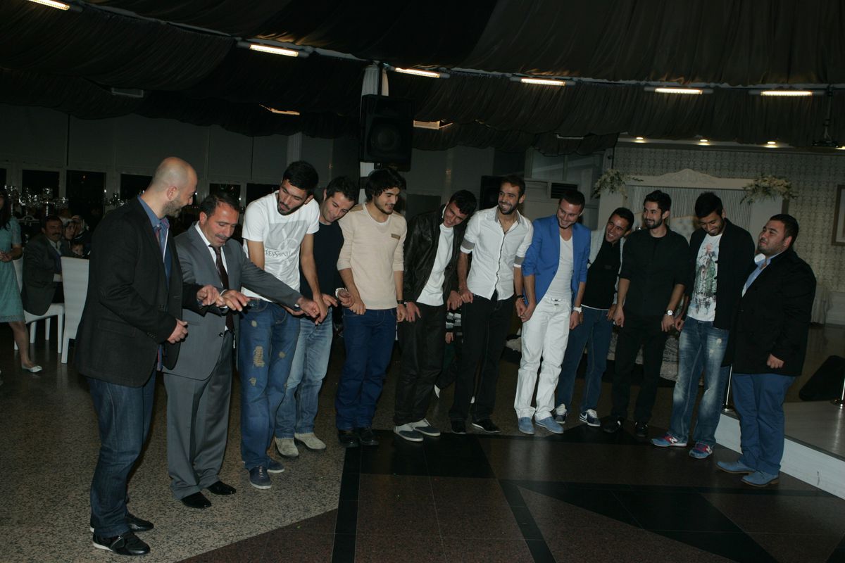 Ankaragüçlü Futbolculardan Halay Şov