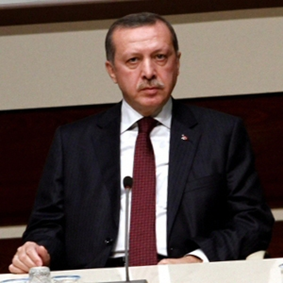Başbakan Darbe Komisyonunun Sorularını Yanıtladı