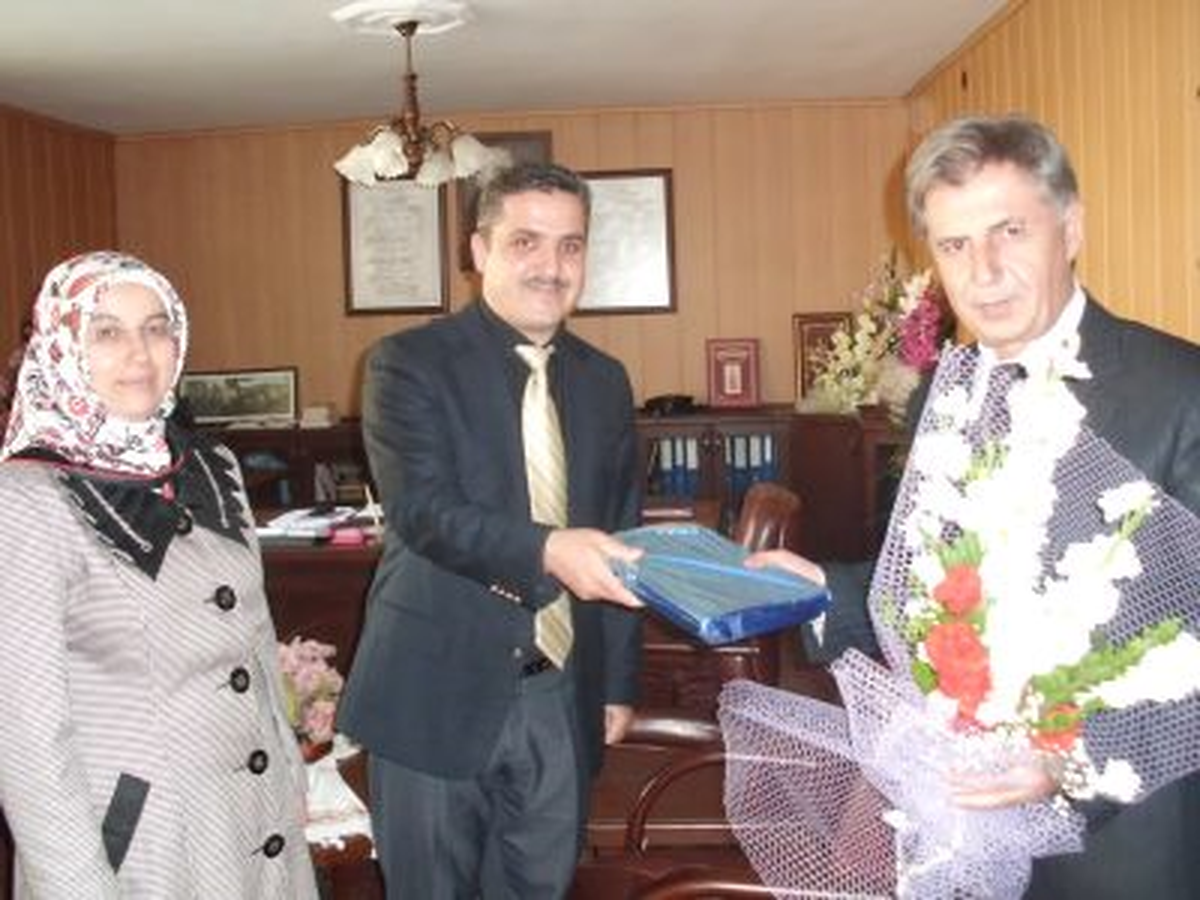 Burdur Müftülüğü Personeli Öğretmenler Gününü Kutladı