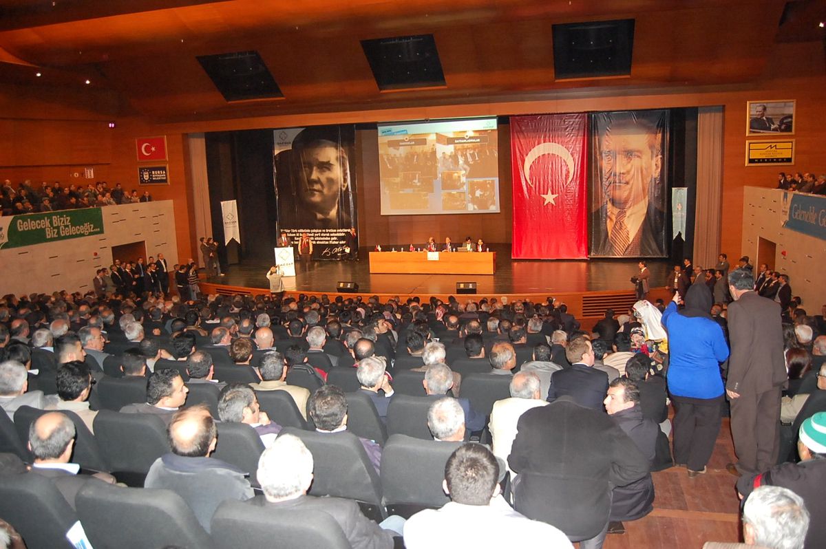 Bursa\'da Olaylı Seçim