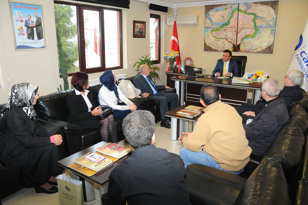Canik Geleceği Eğitimle Garantiye Alıyor