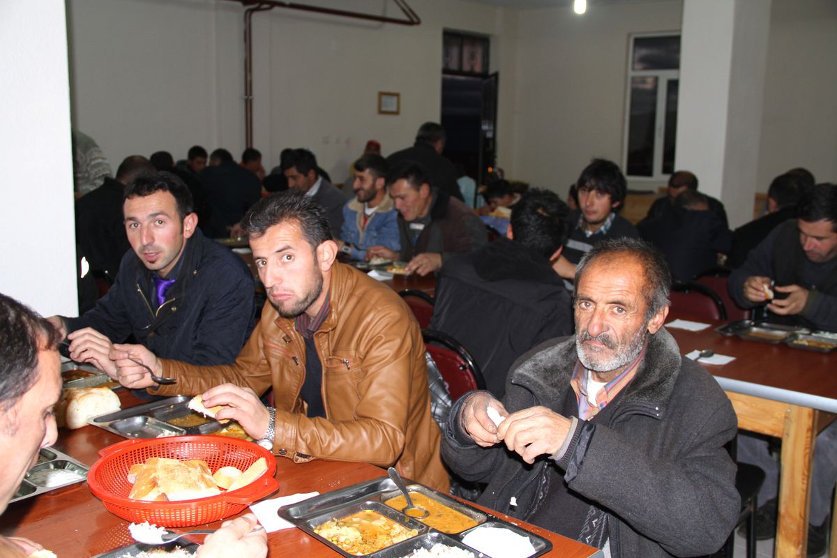 Damal\'da Muharrem Orucu İftarı