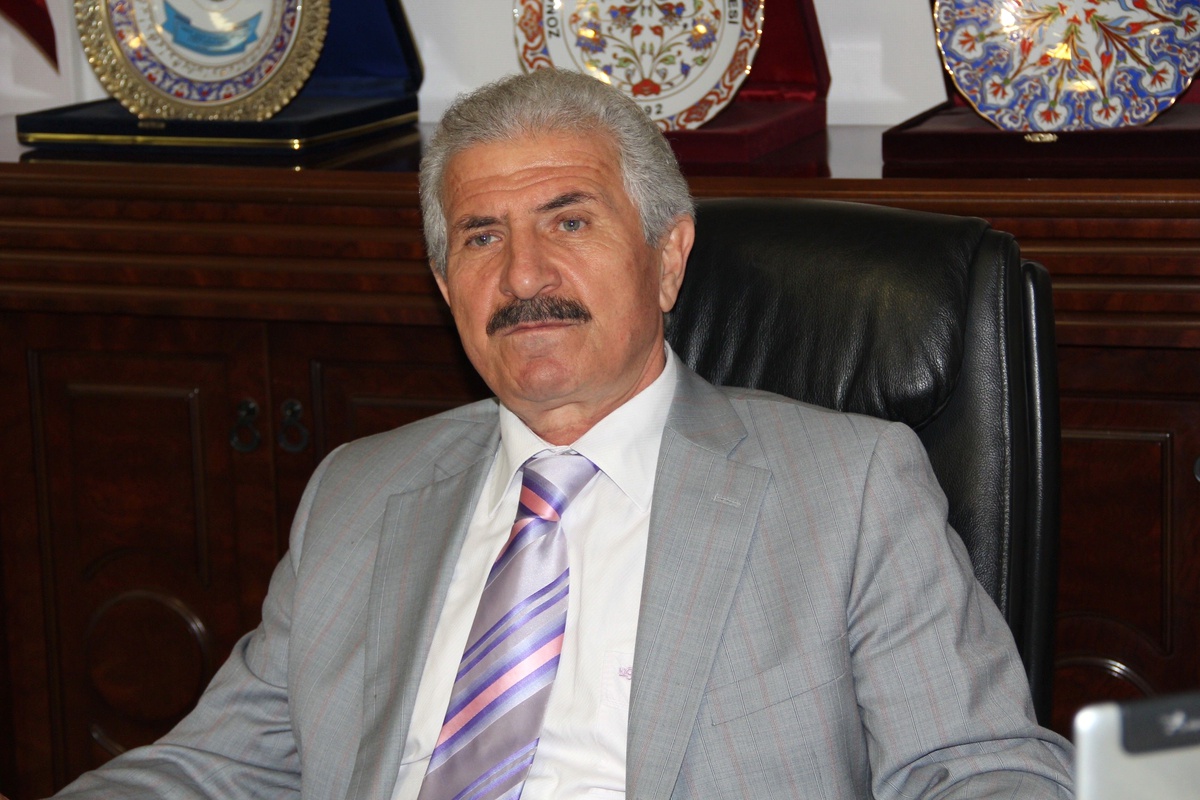 Ereğli\'de İhtiyaç Sahiplerine Mont ve Bot Dağıtıldı