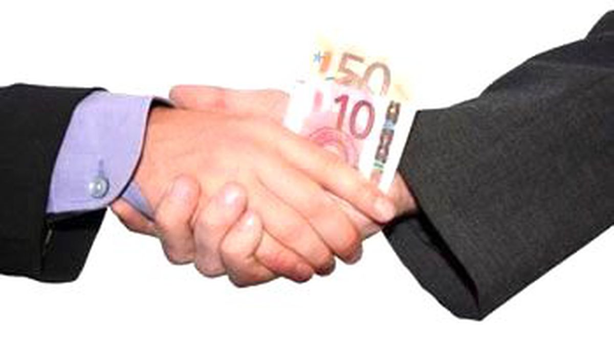 Euro Kritik Toplantı Öncesi Geriledi