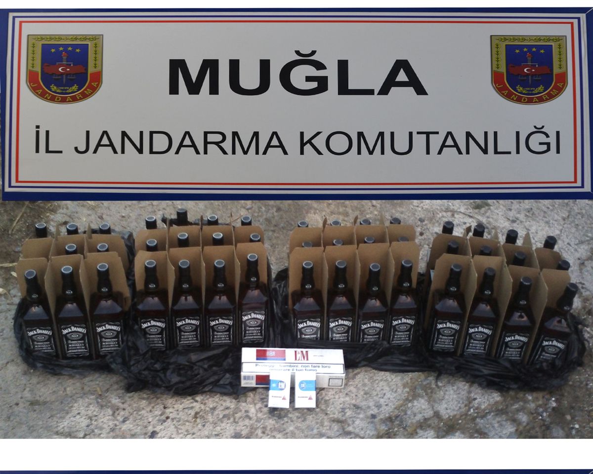 Güllük Limanında Kaçak İçki Operasyonu