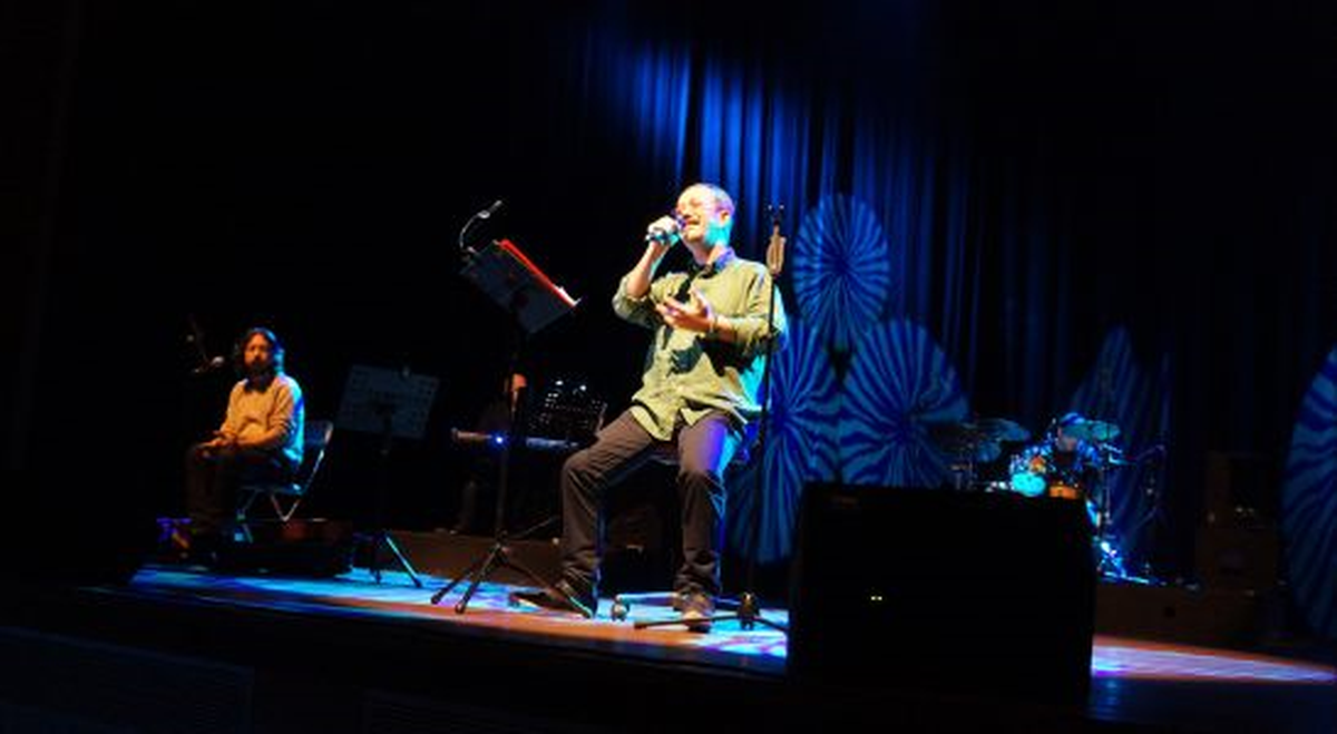 Hüsnü Arıkan\'dan Öğretmenlere Müzik Şöleni