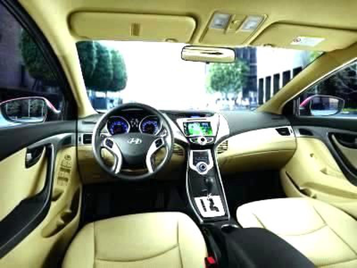 Hyundai Elantra Artık Navigasyonlu!