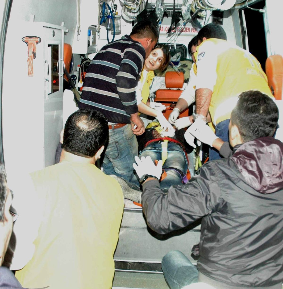 İşçilerin Üzerine İnşaat Demirleri Düştü: 2 Yaralı