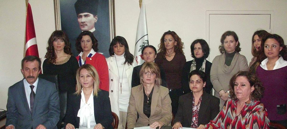 "Kadına Şiddet Yüzyılın En Büyük Problemi"