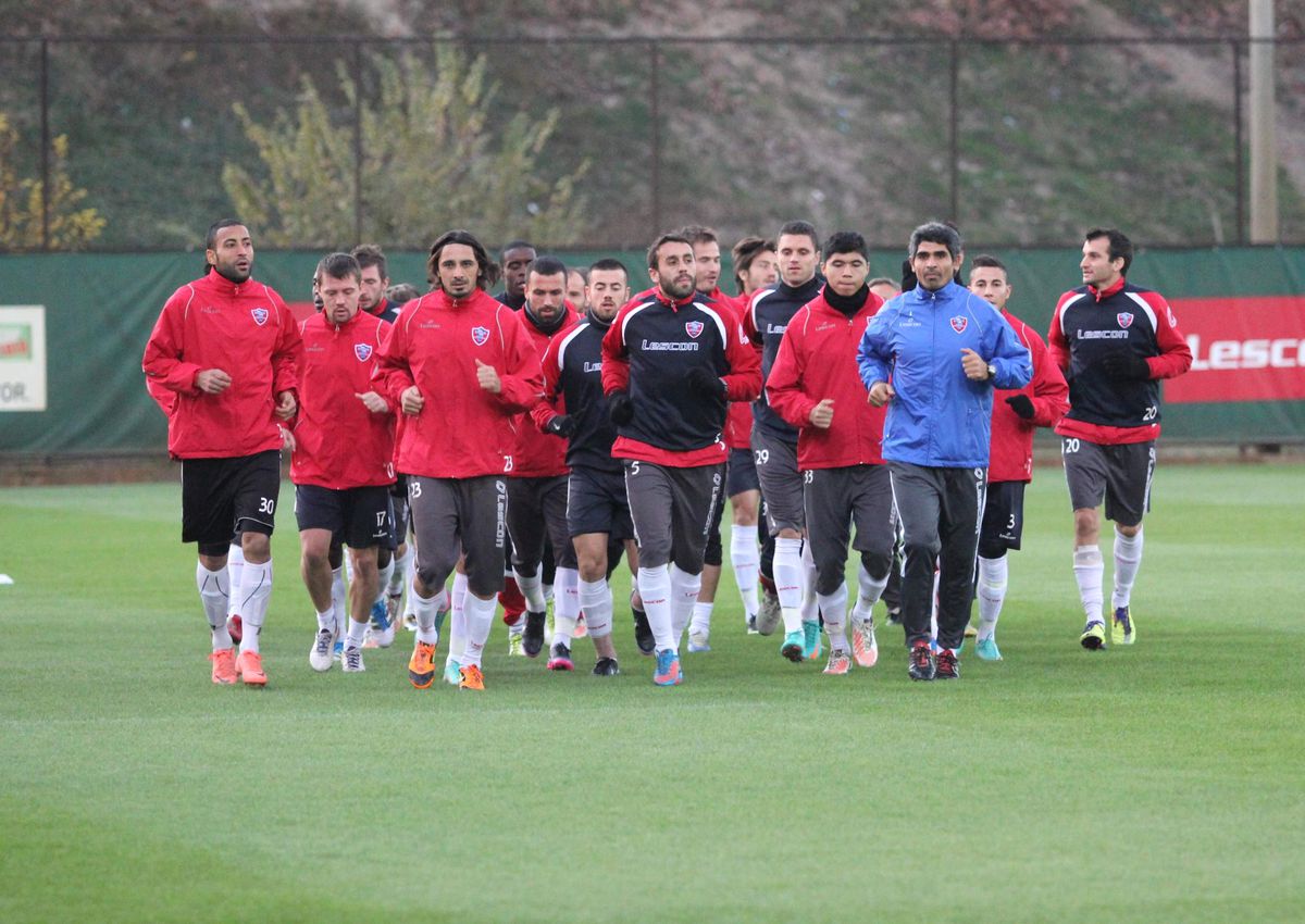 Kardemir D.ç. Karabükspor\'da Sanica Boru Elezağıspor Maçı Hazırlıkları Başladı