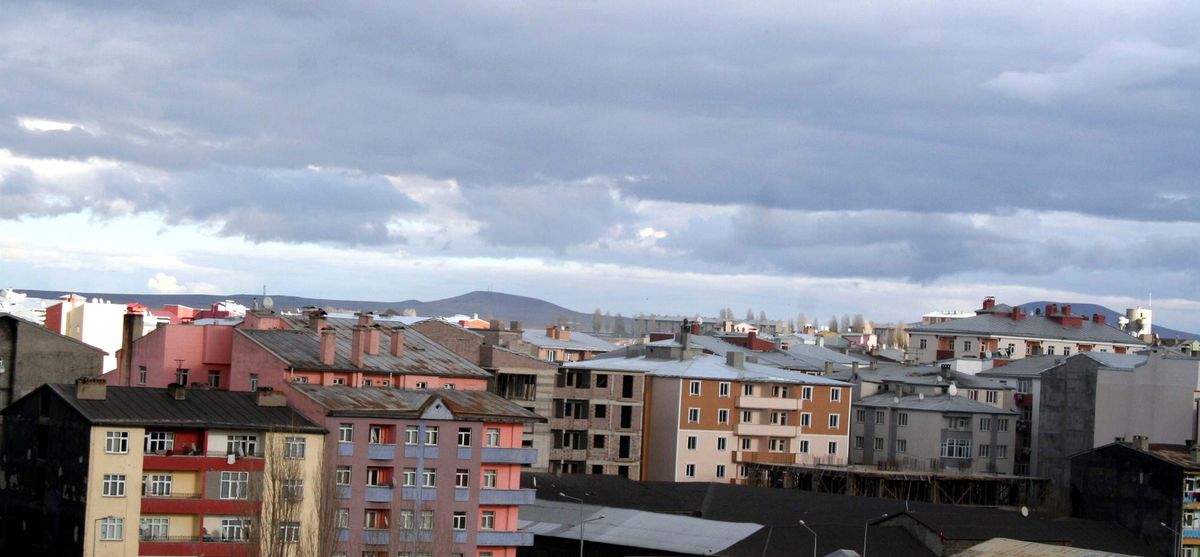 Kars\'ta Bina Yapımında Artış Yaşanıyor