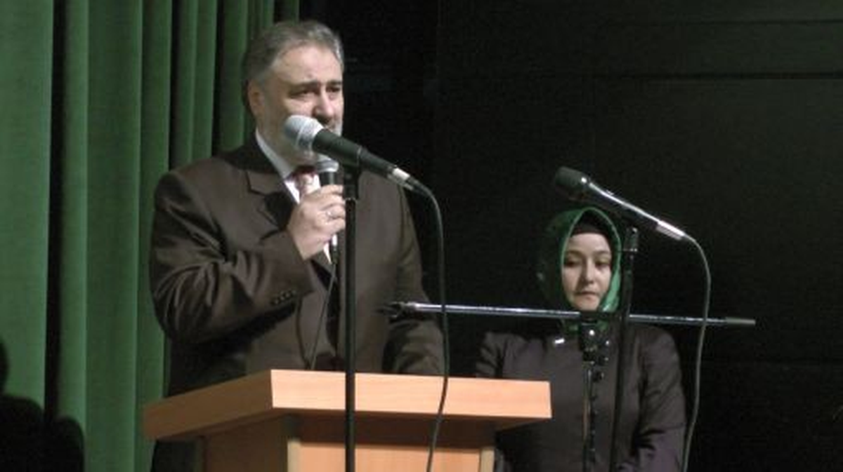 Niğde\'de Bayan Hafızlara Taç Giyme Töreni Yapıldı