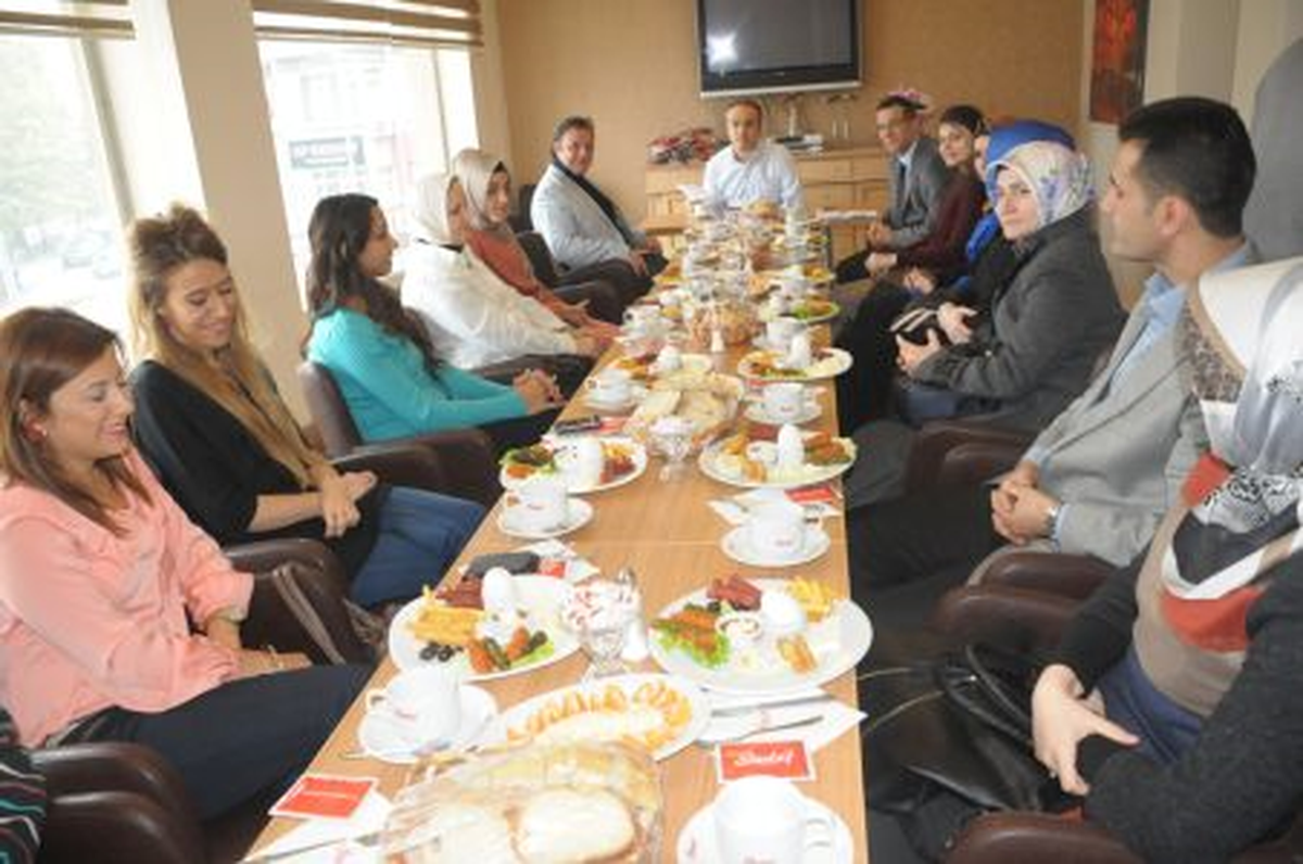 Öğretmenler Günü Kutlama Yemeği