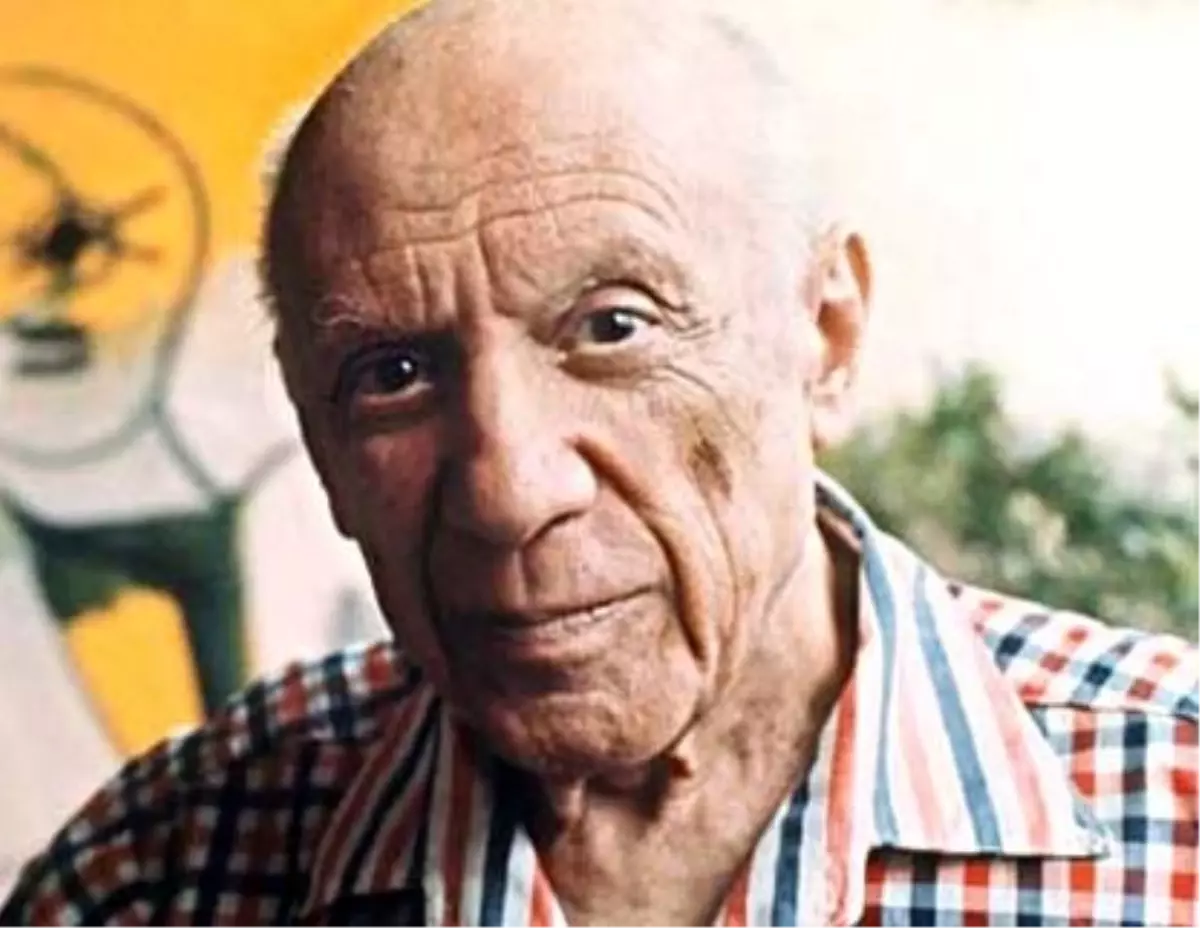 Picasso\'yu Çeken Fotoğraf Makinesine 2,19 Milyon Dolar