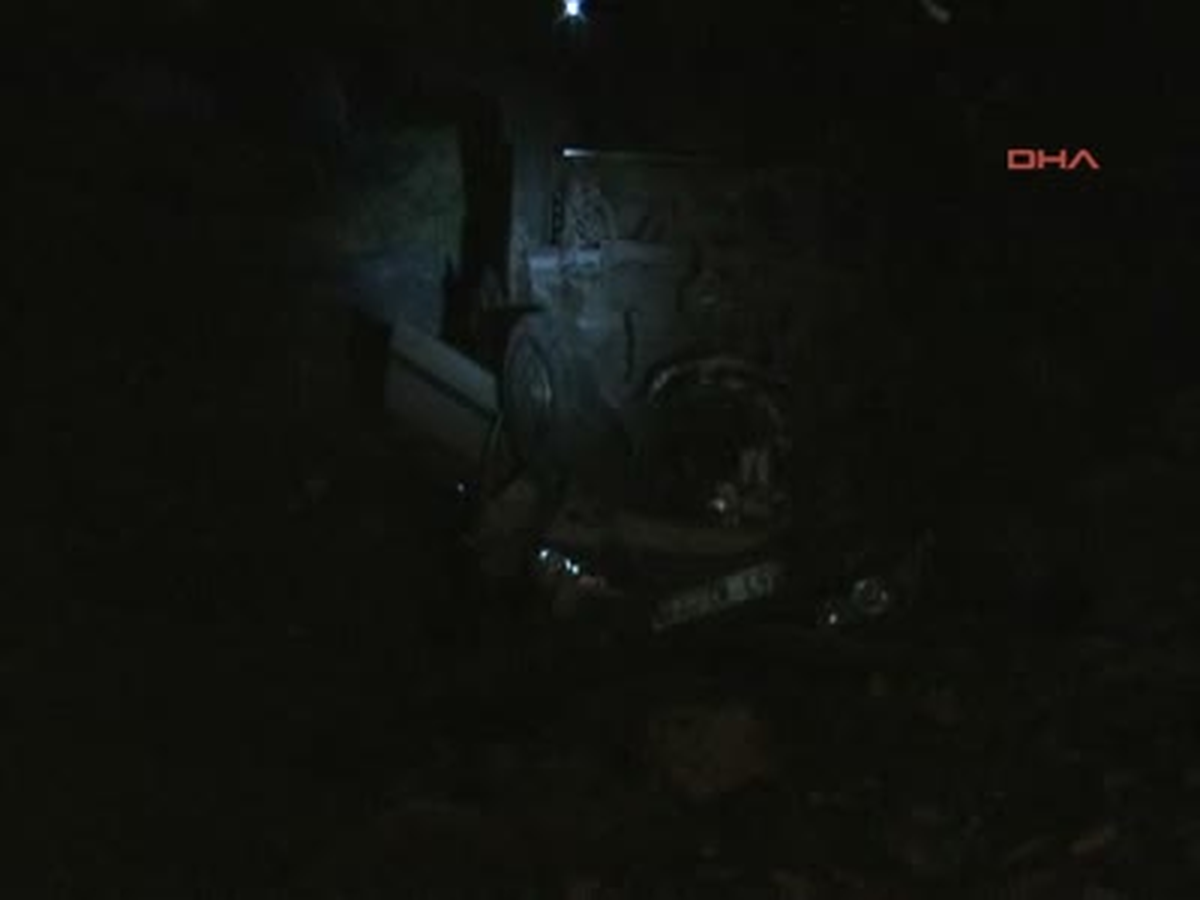 Şanlıurfa Otomobil 20 Metreden Şarampole Uçtu; 5 Yaralı