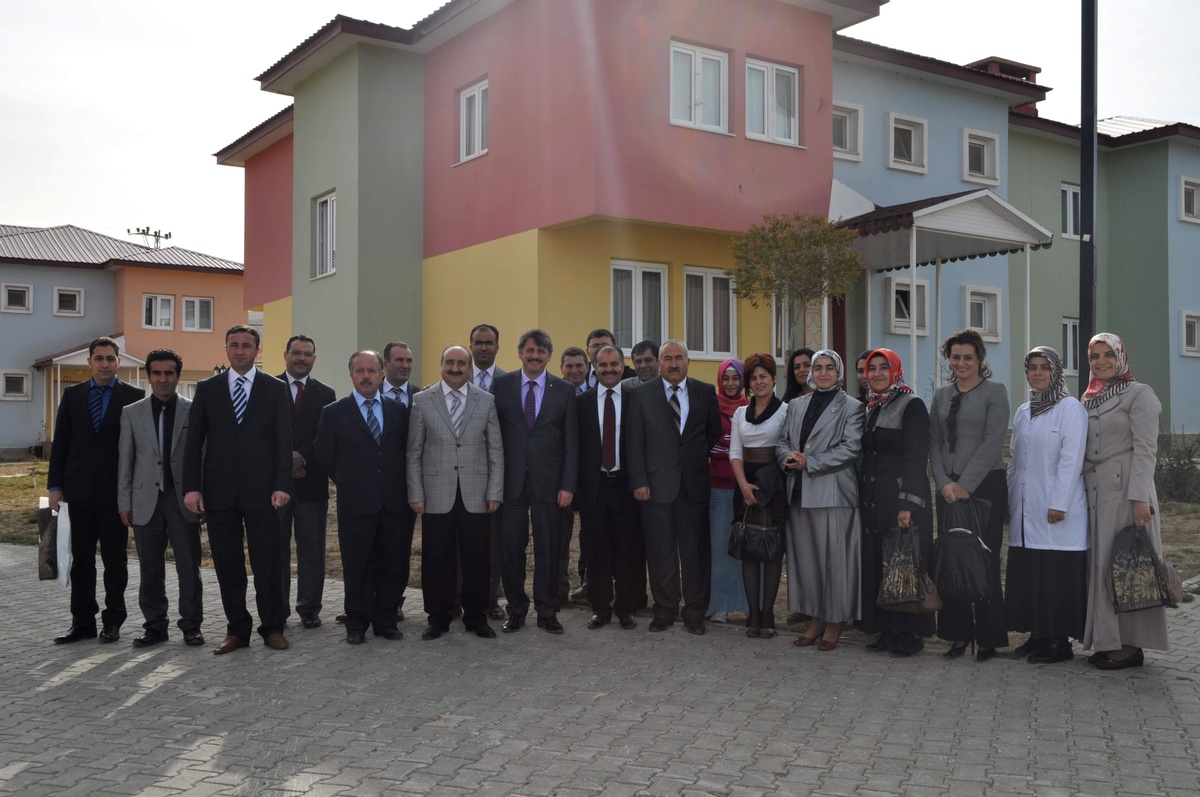 Sevgi Evleri\'nde Öğretmenler Günü Kahvaltısı