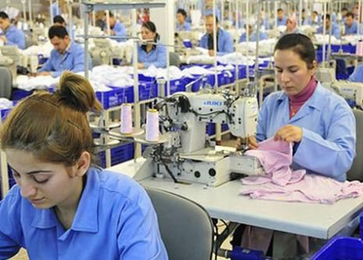 "Tekstil Sektörü İşçi Bulamamaktan Dertli"