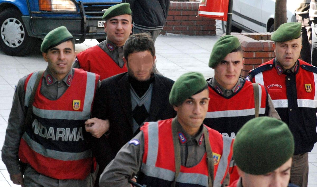 Üvey Anne Katili Ormanda Yakalandı