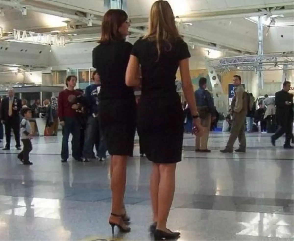 "Yolcu Bilgilendirme Sistemi" Atatürk Havalimanı\'nda Hizmete Girdi