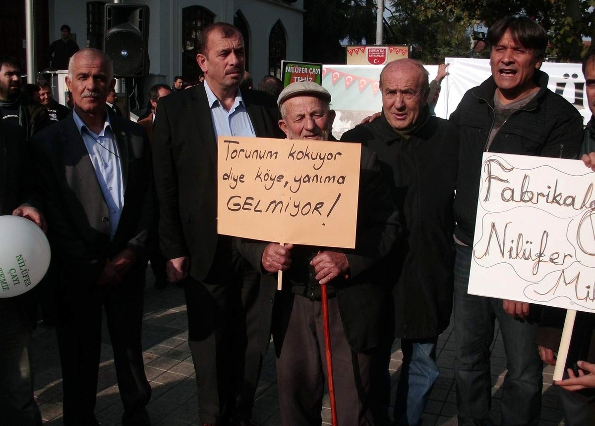 "Zehirle Sulanmış Sebze ve Meyveleri Yiyorsunuz"
