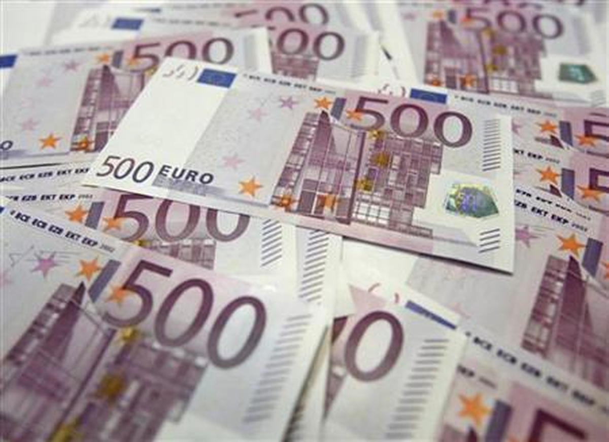 40 Milyar Avroluk "Saç Tıraşı" Sonrası Parite 1,30 Seviyesini Aştı