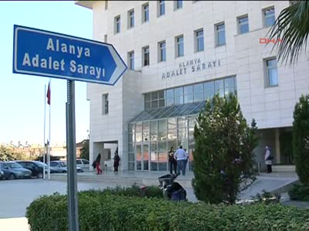 Alanya Rus Sevgiliye Şantaj İddiası Rus Sevgiliye Şantaj İddiası