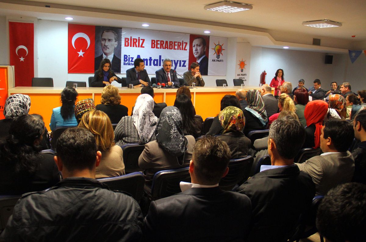 Bakan Yazıcı Antalya\'da