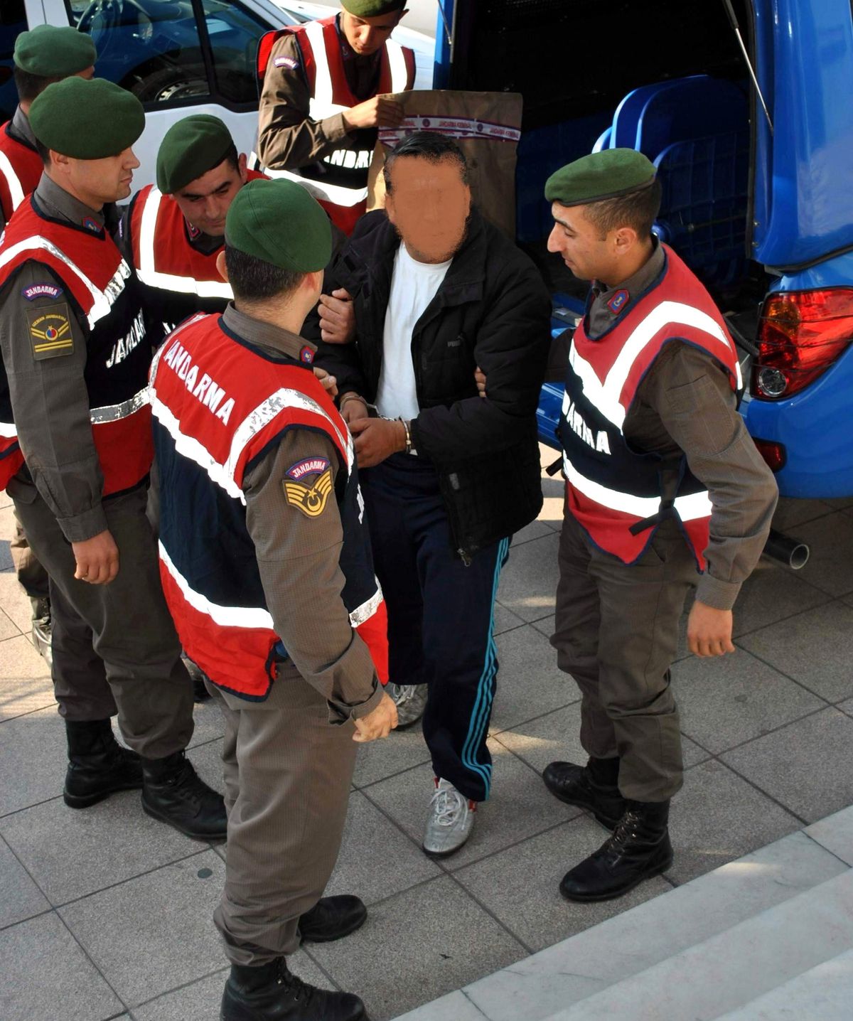 Cinayet Zanlısı Öğretmen Çıktı