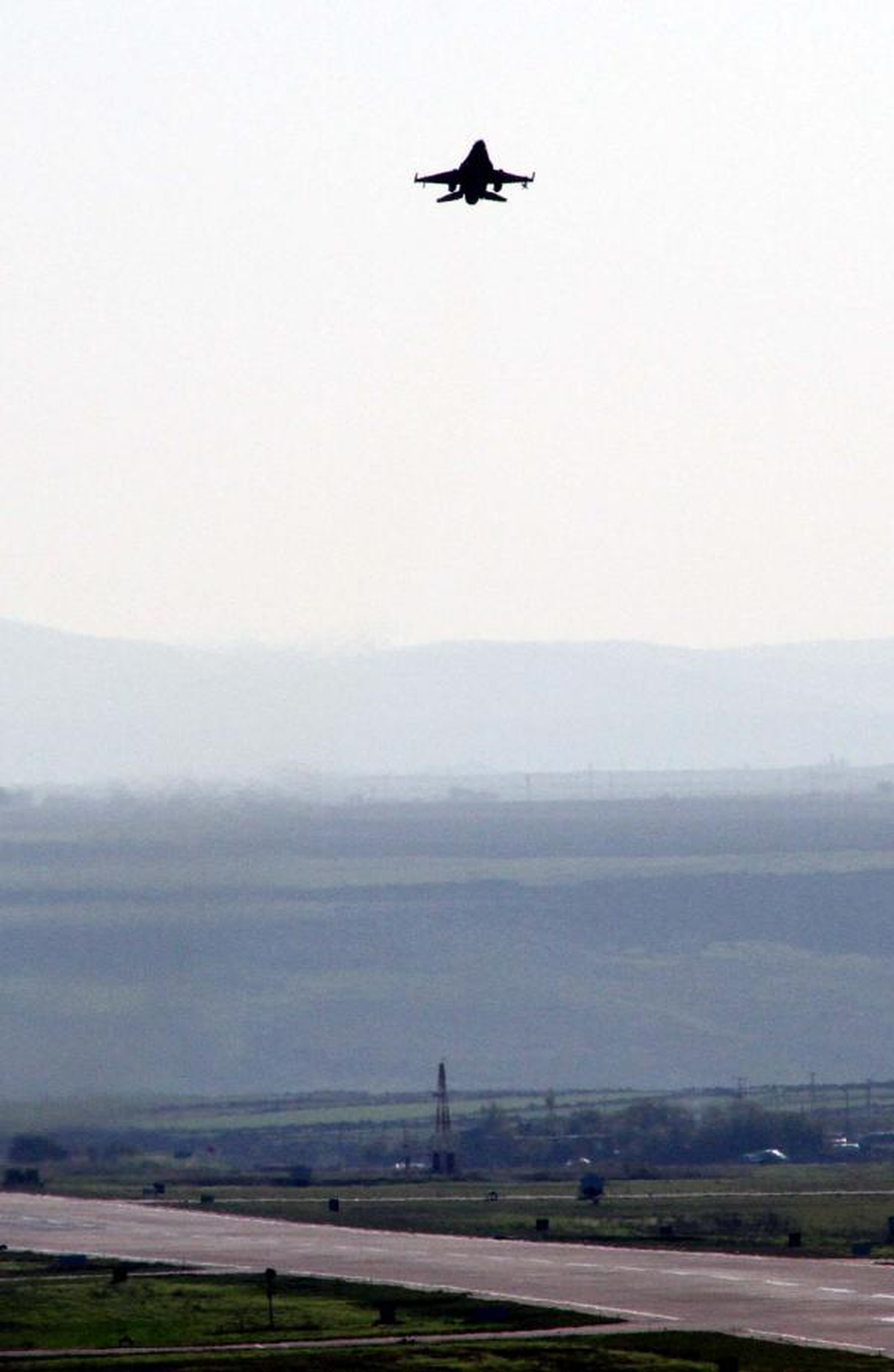 Diyarbakır\'da Hava Kuvvet Komutanlığı Hareketli