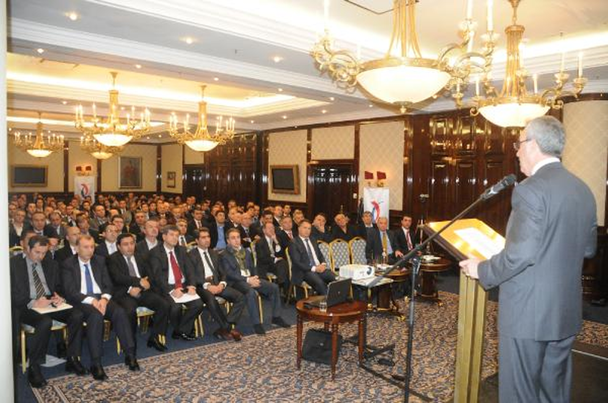 İş Bankası Genel Müdürü: Türkiye\'nin Bugünkü Enflasyon Performansı Geçmişe Göre Çok Daha Kıymetli