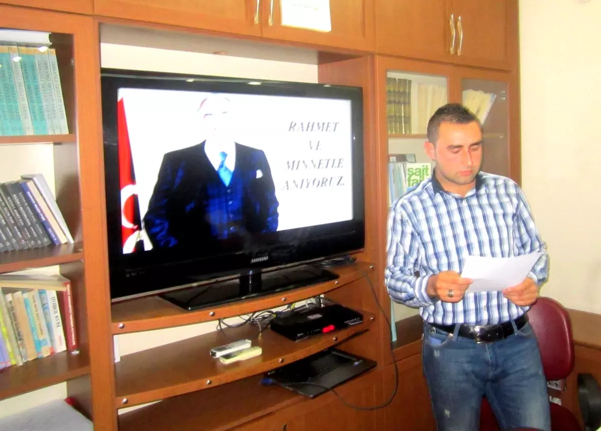 Nazillili Ülkü Ocağı'ndan 'Başbuğ Alparslan Türkeş'i Anlamak' Konferansı