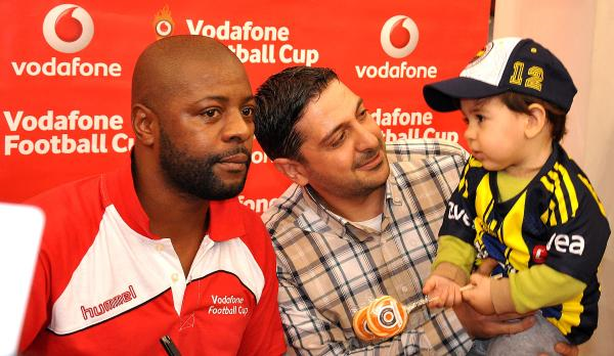 Pascal Nouma: "Beşiktaş Yüzde 100 Şampiyon Olur"