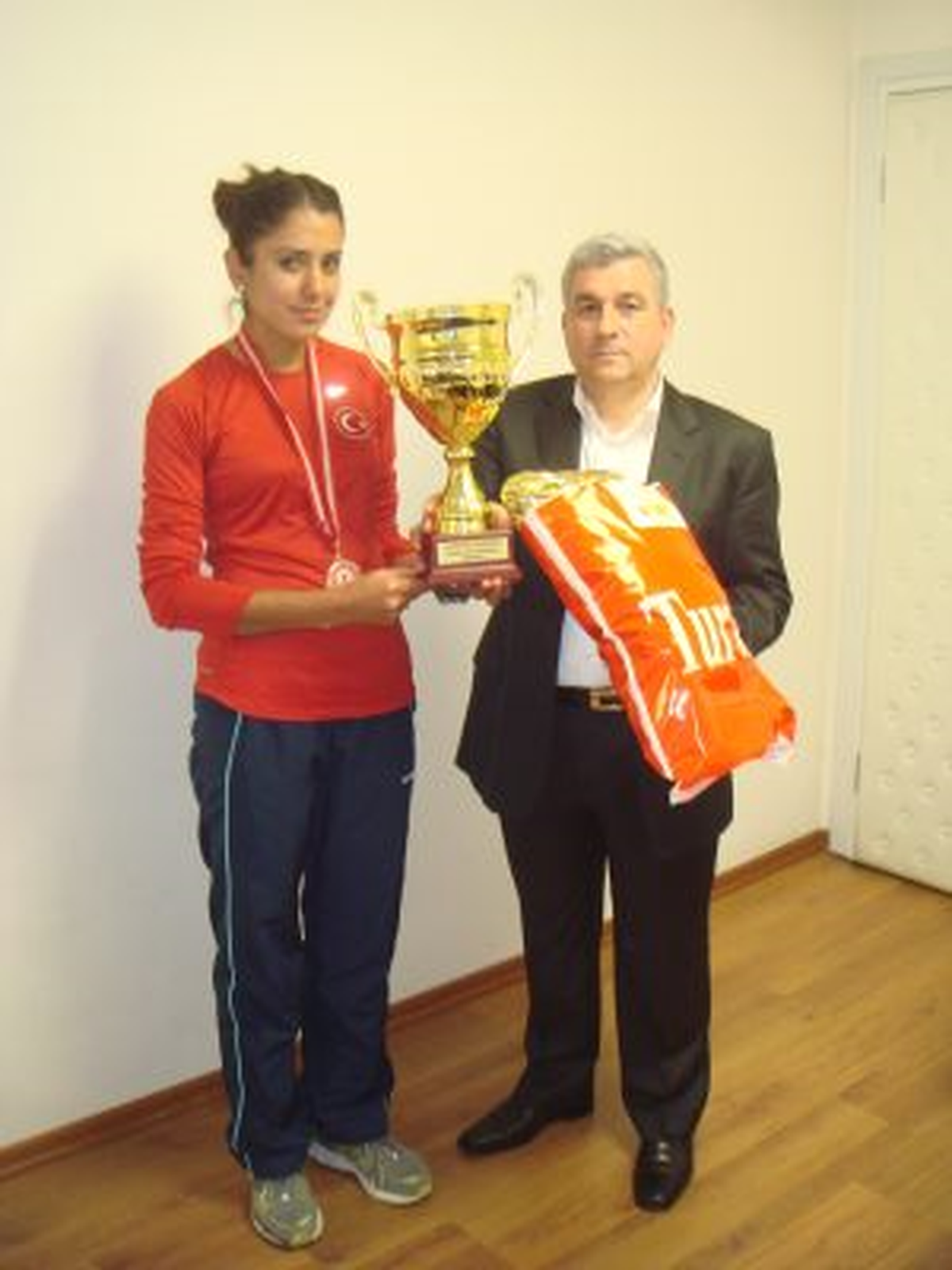 Şampiyon Maratoncuya Ödül