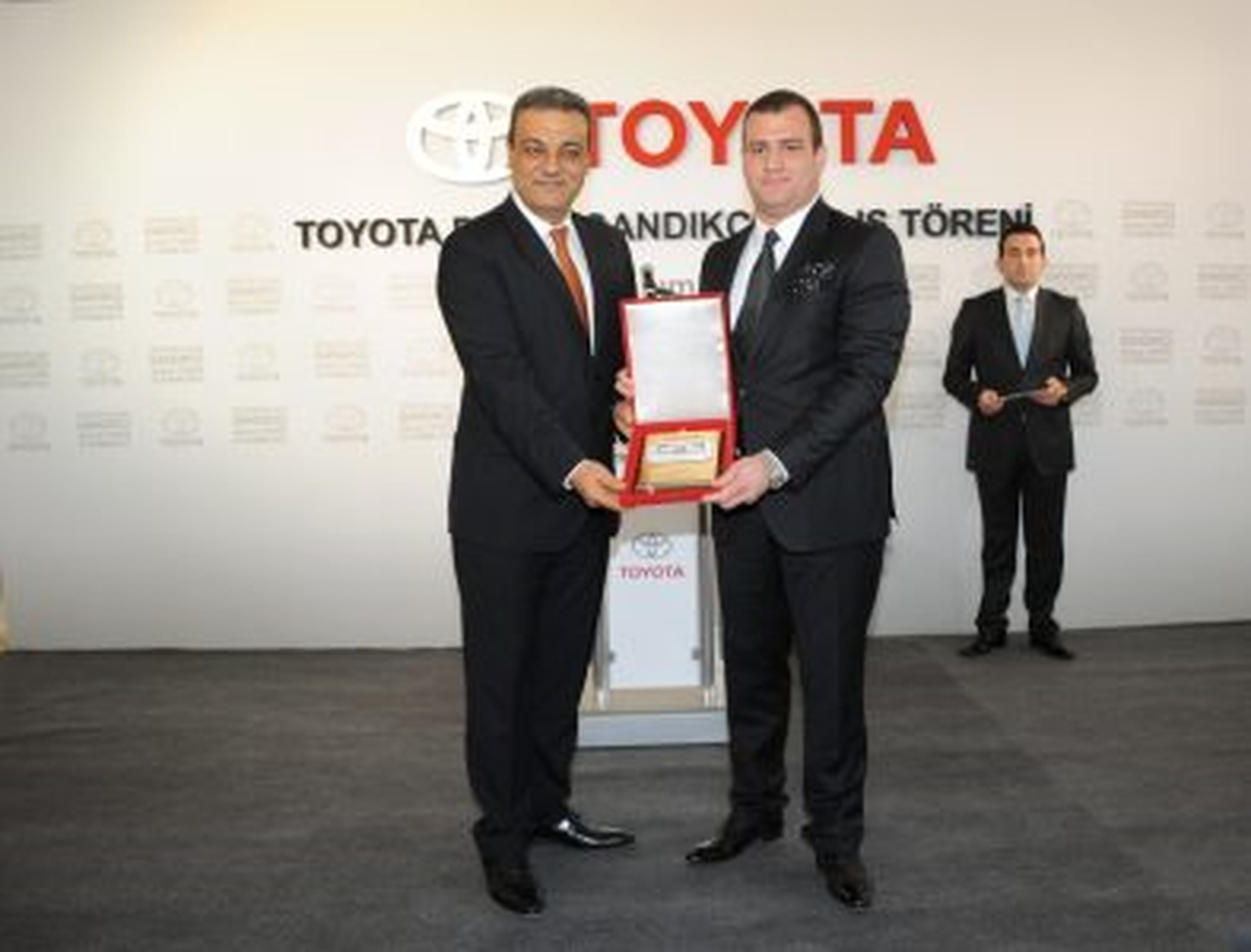 Toyota Plaza Sandıkçı Sakarya'lıların Hizmetinde
