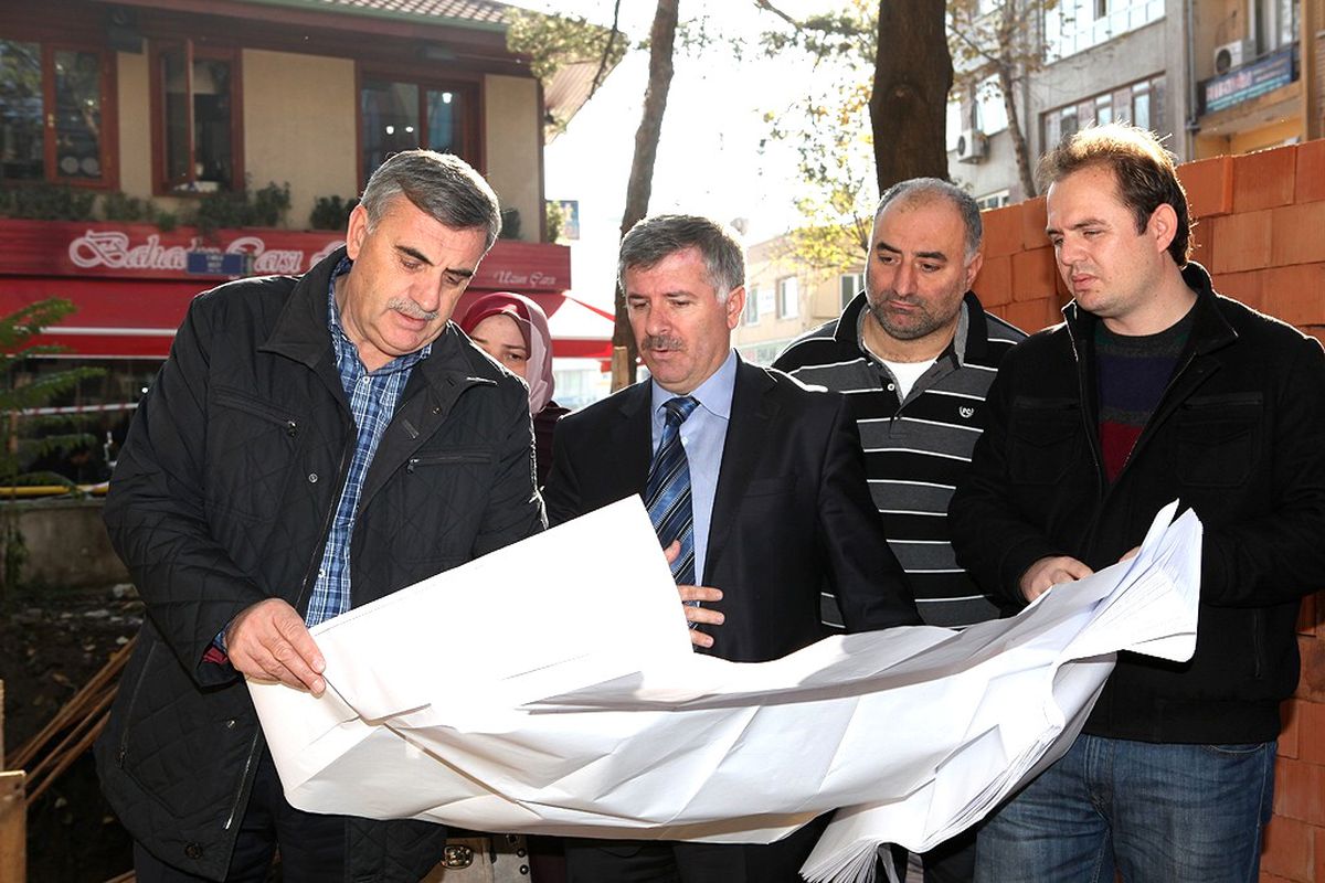 Ağa Camii Meydan Çalışması Başladı
