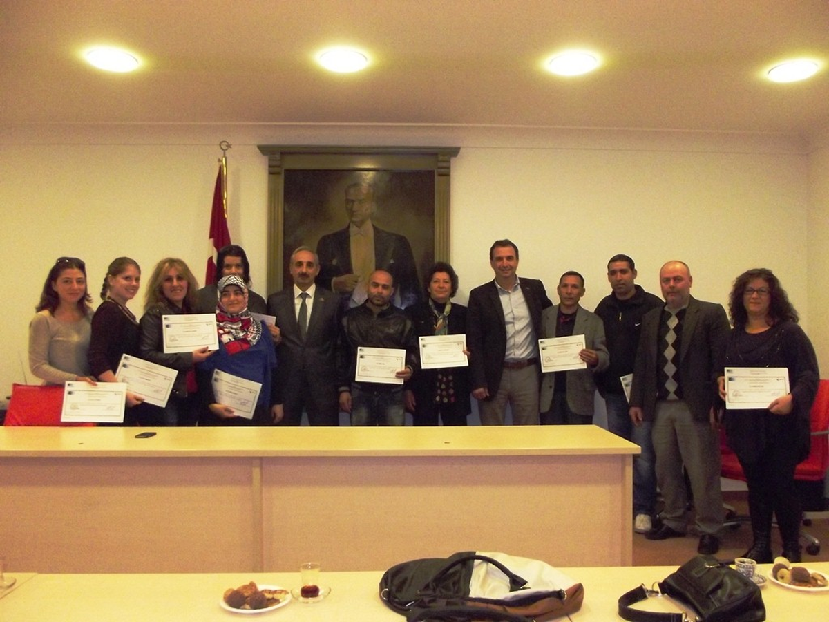 Ayvalıklı Kosgeb Girişimcilerine Sertifikaları Törenle Verildi