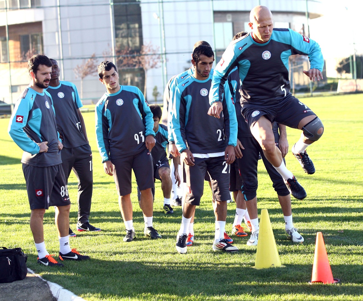 Çaykur Rizespor Teknik Direktörü Engin Korukır Açıklaması