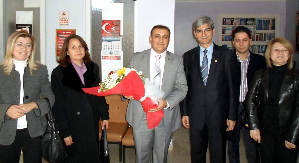 CHP Heyeti Sendikaları Ziyaret Etti