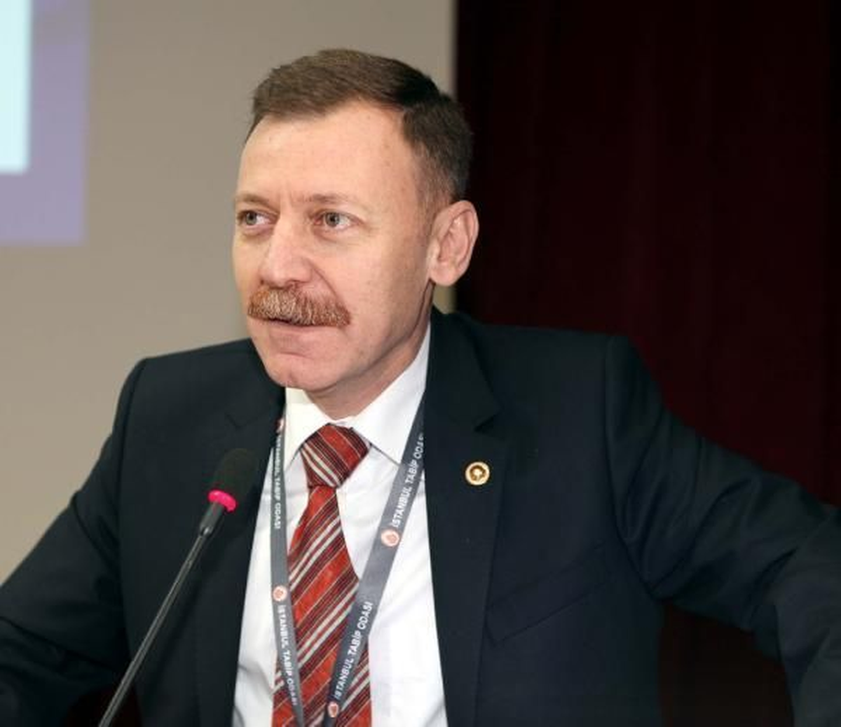Chp\'li Atıcı Biber Gazından Acil Servise Kaldırıldı