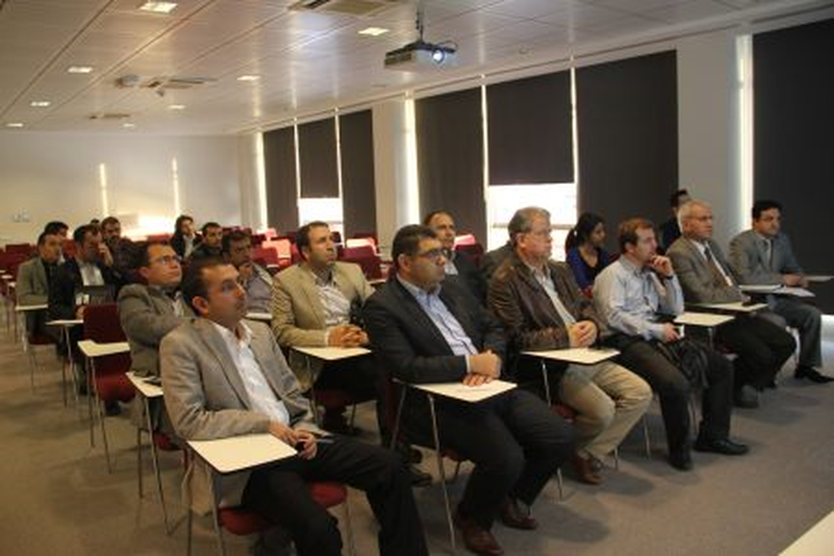 "Dünya Dokuma Makine Halıcılığında Liderliğin Korunması"