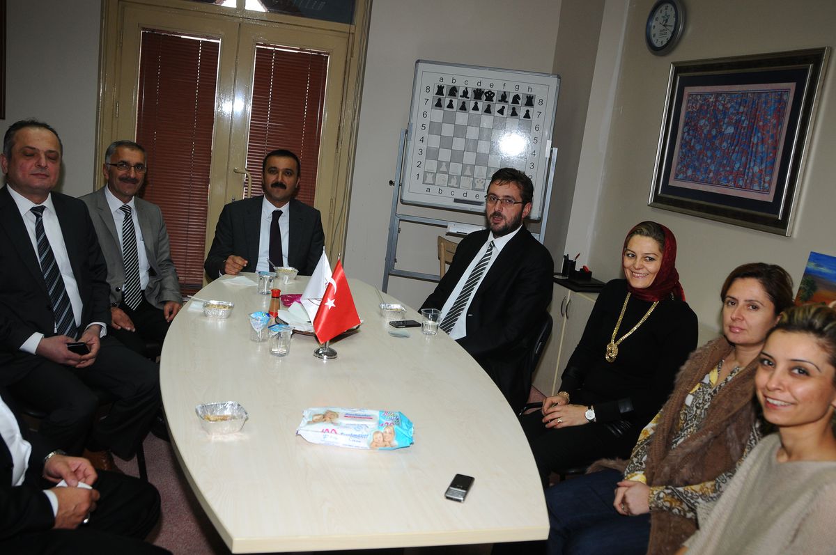 Düzce Belediye Başkanı İsmail Bayram Kültür Müdürlüğü\'nü Ziyaret Etti
