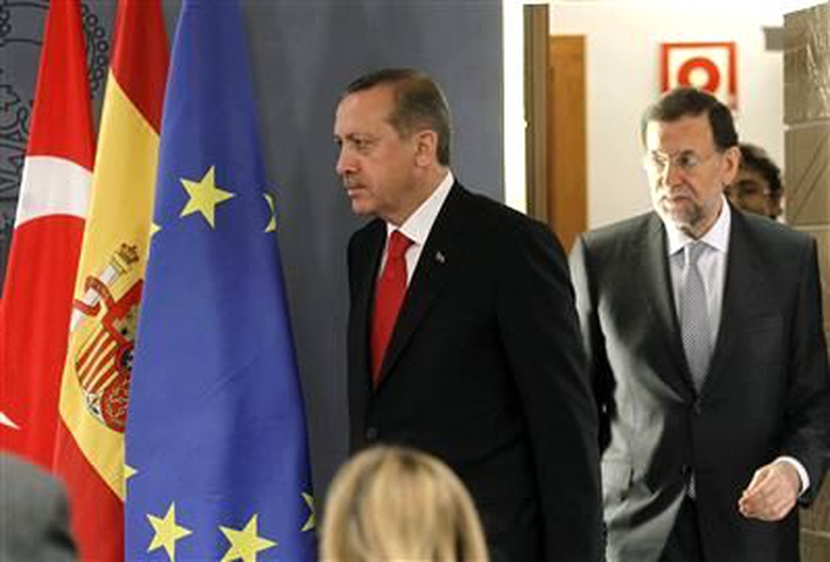 Erdoğan: "Nato Patriotların Nereye Konuşlandırılacağını Belirleyecek"