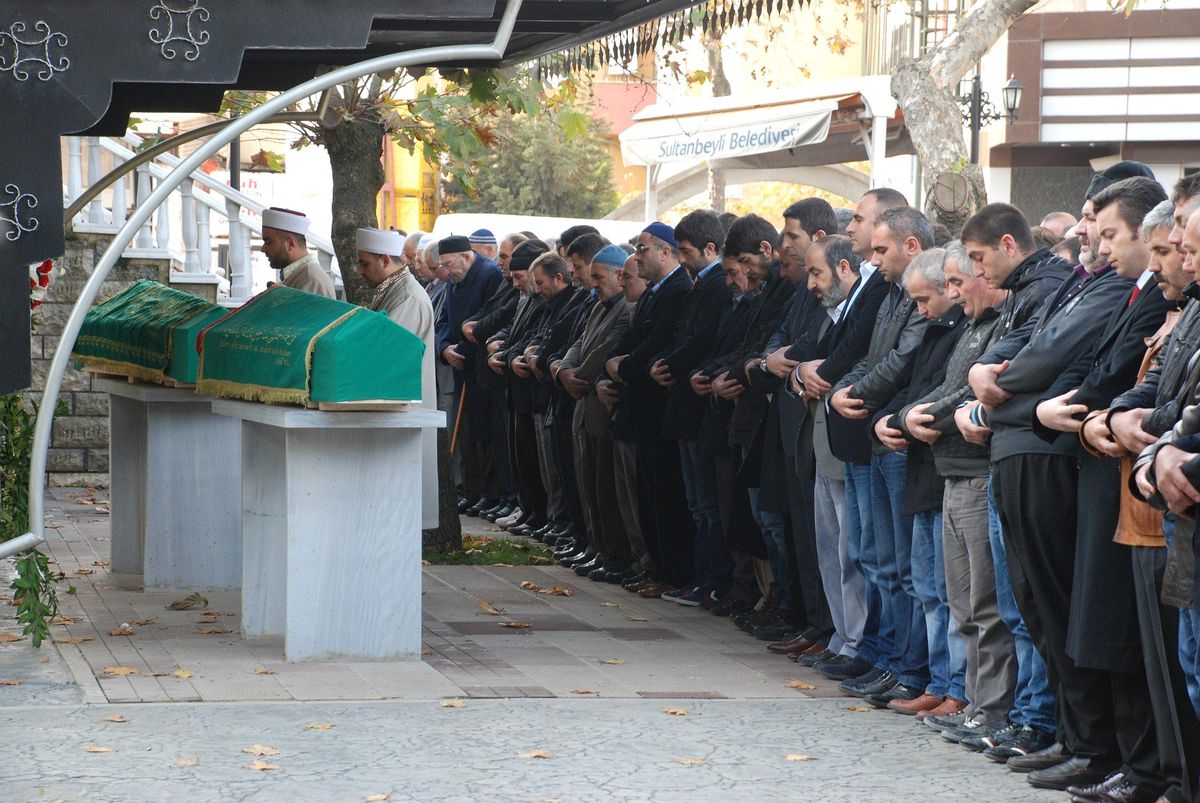 Erzurum\'da Öldürülen Üniversiteli Havva Son Yolculuğuna Uğurlandı