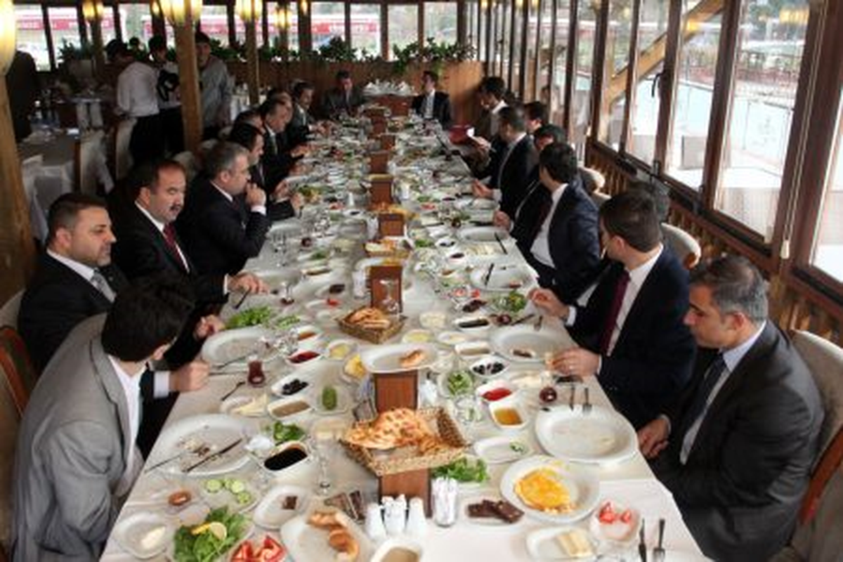 Esenler\'in Ulaşımı Masaya Yatırıldı