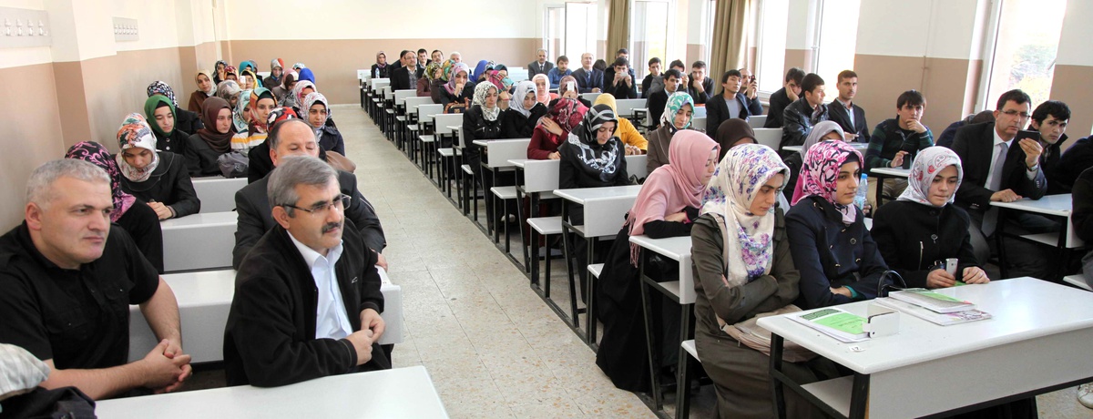 İlahiyat Fakültesi\'nde Kur\'an Ziyafeti